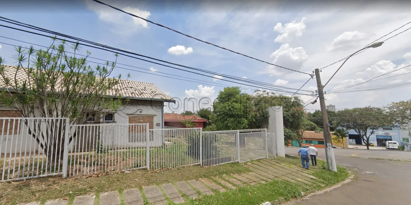 Alugar Casa / Padr&atilde;o em Campinas R$ 3.000,00 - Foto 1